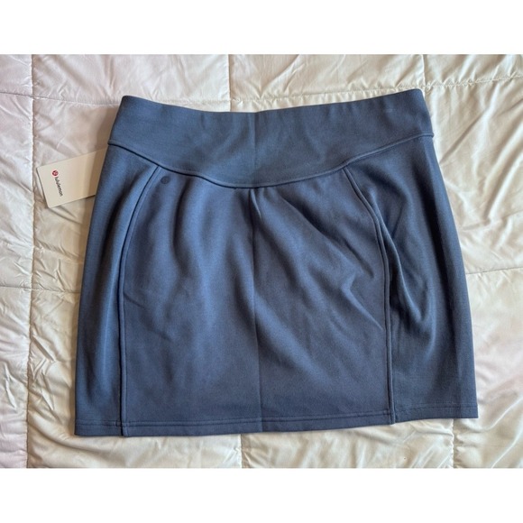 Lululemon Scuba High Rise Mini Skirt Oasis Blue XL NWT Activewear Athleisure - Picture 4 of 8